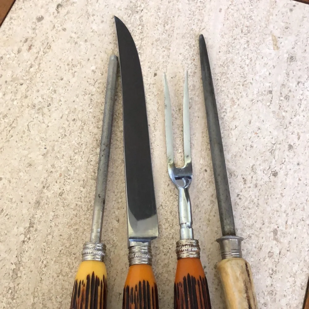 FAUX STAGHORN BAKELITE FOUR PIECE MISMATCHED CARVING SET FARMHOUSE VINTAGE